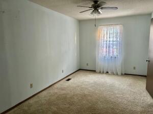 1015 N Central Avenue Property Photo 12