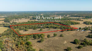 63900 E 330 Road Property Photo 3