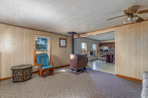 63900 E 330 Road Property Photo 11