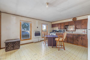 63900 E 330 Road Property Photo 14