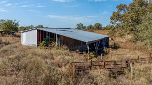 63900 E 330 Road Property Photo 24