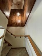 204 S Mickey Mantle Boulevard Property Photo 14