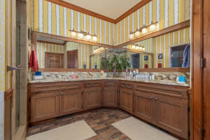 540 Ackerman Road Property Photo 31