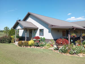 438929 E 230 Road Property Photo 1