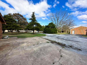 64201 E 256 Place Property Photo 41