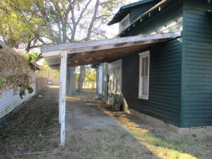 302 Sw B Street Property Photo 2