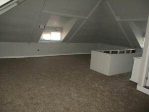 302 Sw B Street Property Photo 9