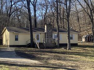 410 Lakeview Road Property Photo 1
