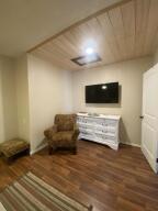410 Lakeview Road Property Photo 17