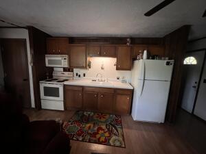 147 Oaks Road Property Photo 11