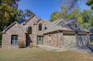 451868 Point Owoods Circle Property Photo 4
