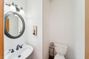 451868 Point Owoods Circle Property Photo 8