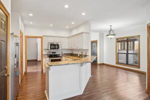 451868 Point Owoods Circle Property Photo 13