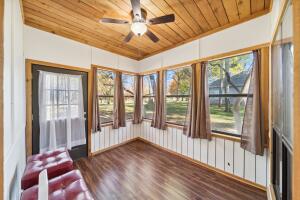 451868 Point Owoods Circle Property Photo 18