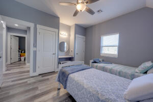 1168 W Osage Street Property Photo 18