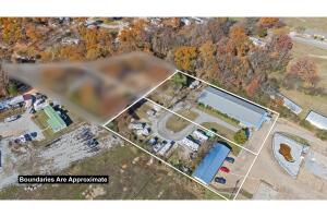 2320 S Main Street Property Photo 15