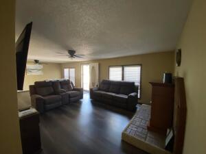 206 E Main Street B Property Photo 7