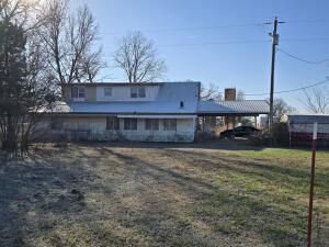 11801 S 600 Road Property Photo 3