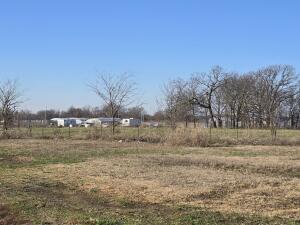 11801 S 600 Road Property Photo 7