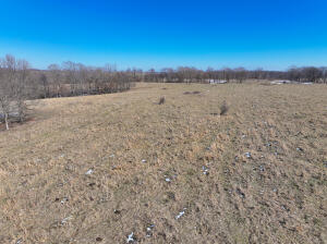 55355 S 520 Road Property Photo 2