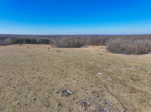 55355 S 520 Road Property Photo 5