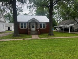 *** *** *** *** *** *** Property Photo 1