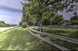 35868 S Highway 82 Property Photo 19