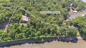 326 Private Road 93 Property Photo 2
