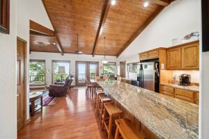 326 Private Road 93 Property Photo 9