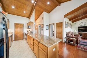 326 Private Road 93 Property Photo 12