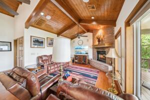 326 Private Road 93 Property Photo 22