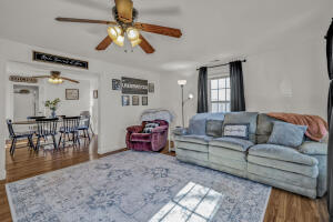 825 Park Avenue Property Photo 5