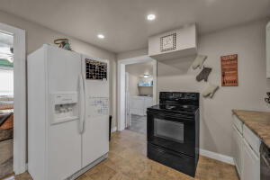825 Park Avenue Property Photo 12