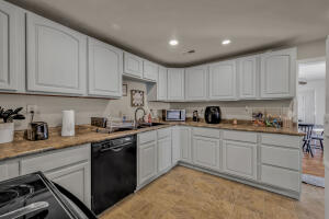 825 Park Avenue Property Photo 14