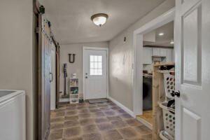 825 Park Avenue Property Photo 19