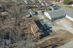 825 Park Avenue Property Photo 39