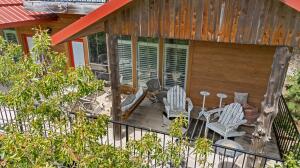 100 Dripping Springs Point Property Photo 7