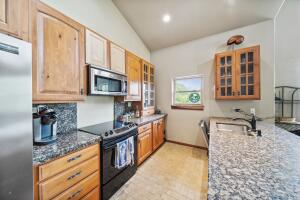 100 Dripping Springs Point Property Photo 16