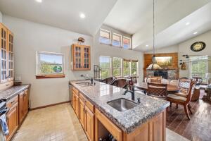 100 Dripping Springs Point Property Photo 18