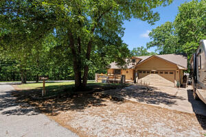 62820 E 312 Road Property Photo 32