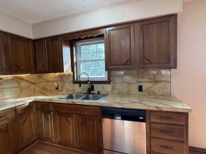 1022 S High School Avenue Property Photo 13