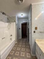 1022 S High School Avenue Property Photo 31