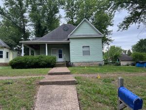 1820 Felix Avenue Property Photo 1