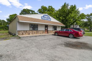 423 S Hazel Street Property Photo 1