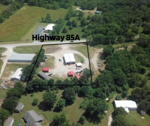 54450 E Highway 85a Property Photo 1