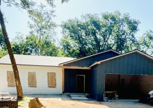 4 Tulsa Drive Property Photo 1