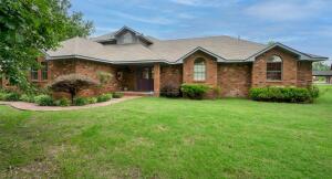 111 Cardinal Lane Property Photo 1