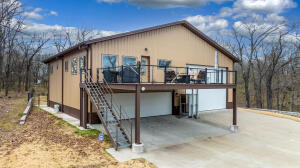 450721 Lake Shore Drive Property Photo
