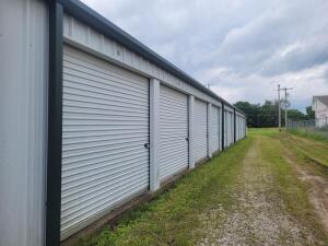 9970 S Hwy 137 Property Photo 5