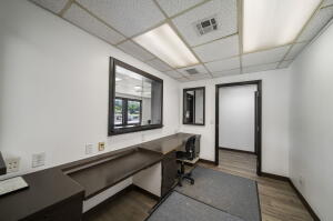 700 S Main Street Property Photo 11